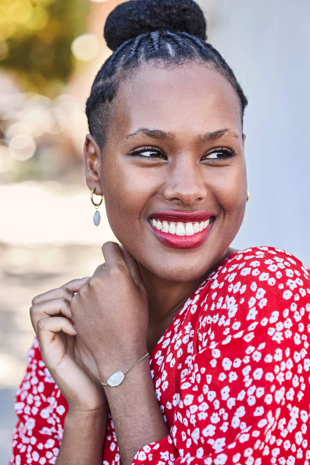 Fatima Earrings, White - Image 7