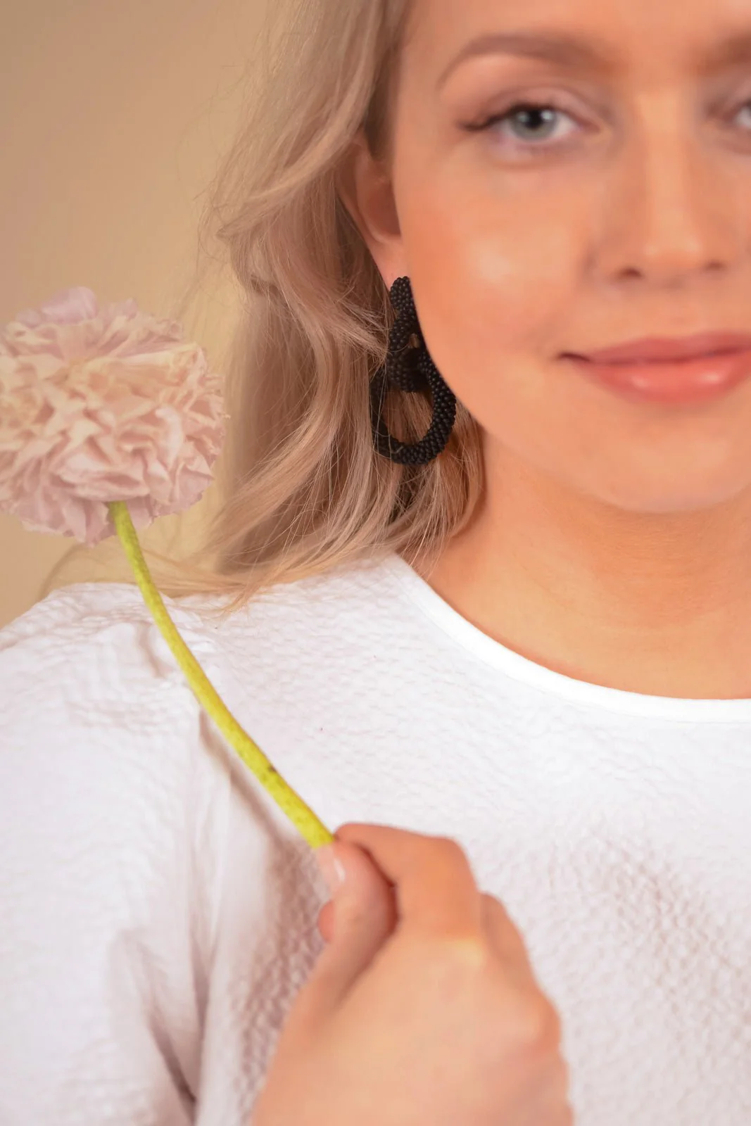 Gia Earrings, Black - Image 7