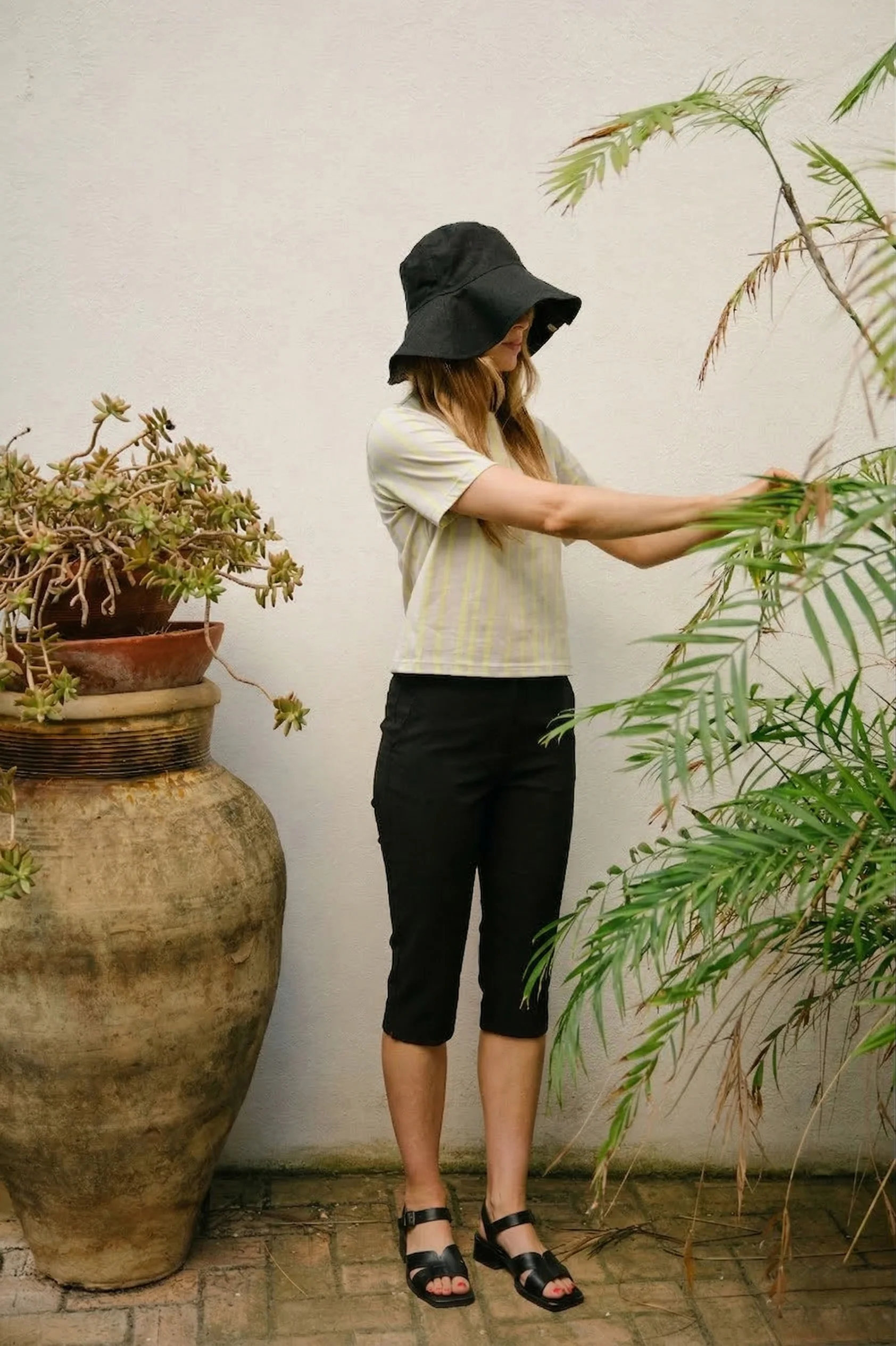 Comfy Capri Pants, Black - Image 4